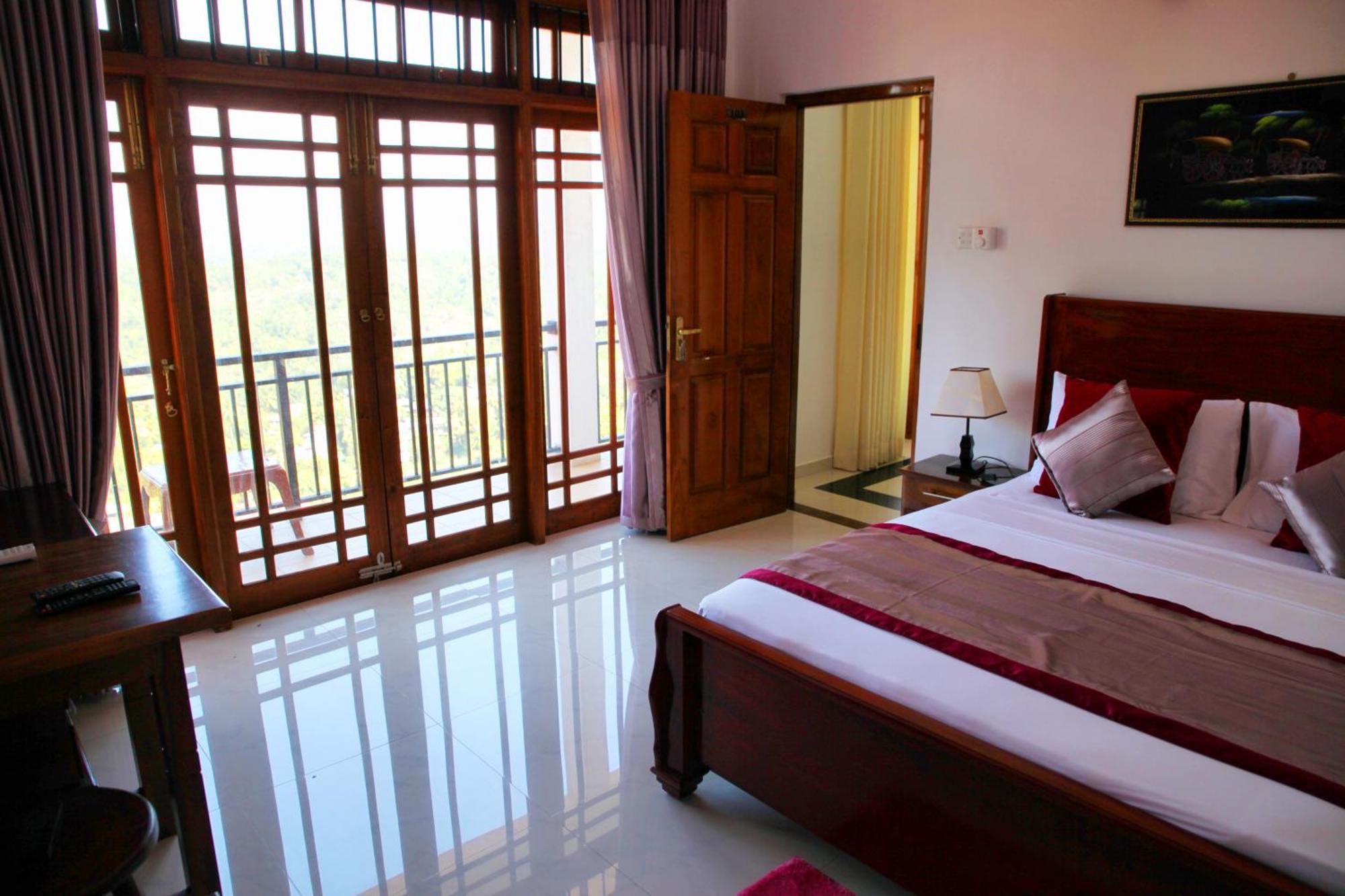 Serenity Hill Oasis Hotel Kandy Bagian luar foto